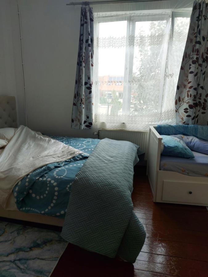 Belle Chambre Dans Un Quartier Calme Anderlecht Exteriör bild